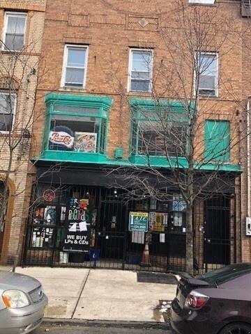 Building Photo - 114 Brunswick St