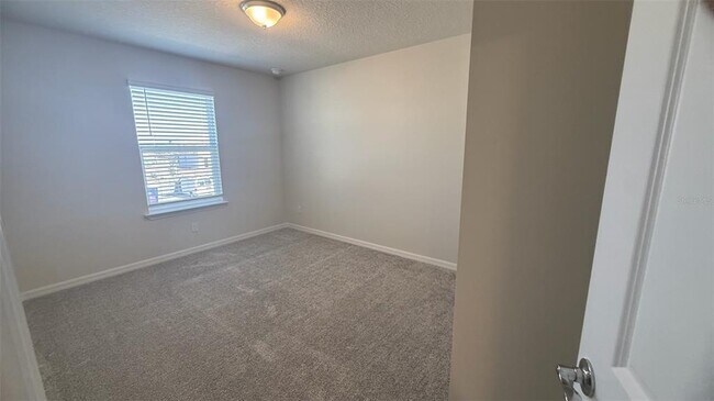 Building Photo - 5054 Holm Oak Dr