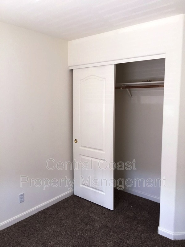 Building Photo - 19227 Sunridge Pl