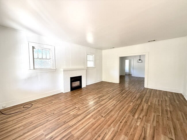 Building Photo - 316 K St SW