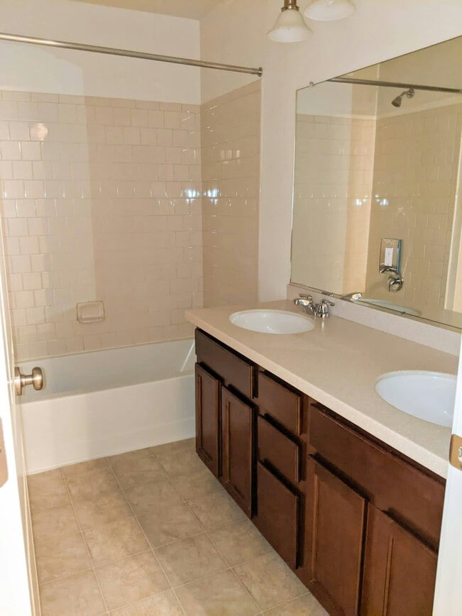 Building Photo - 10071 Nadine Ln