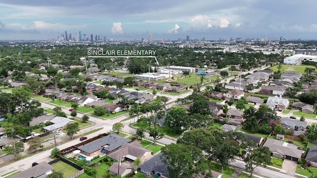 Building Photo - 6518 Kury Ln