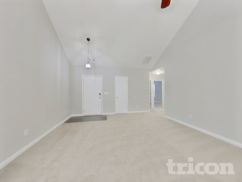 Building Photo - 94 Jackson Farms Dr