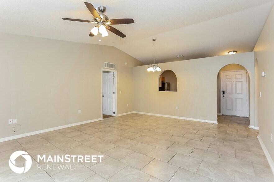 Building Photo - 3214 Garden Acres Ct E