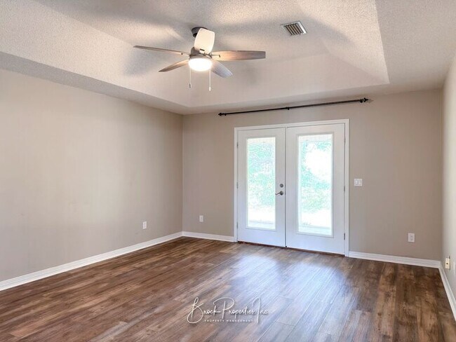 Building Photo - 6337 Summer Lakes Ln