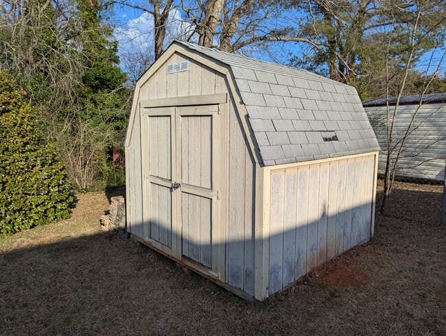 Building Photo - 155 Cone Dr