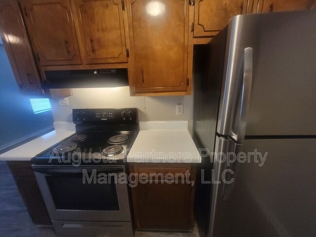 Building Photo - 114 Chalet North CT