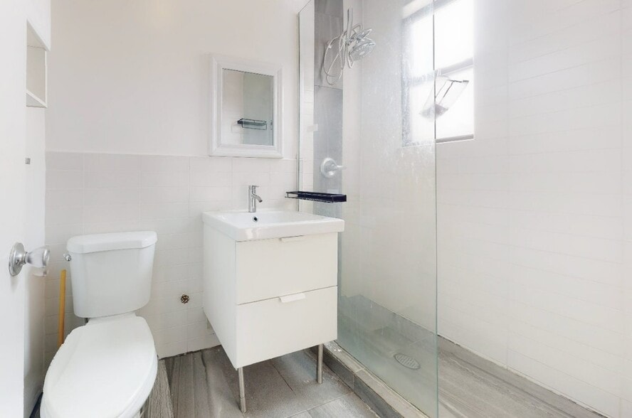 Building Photo - 30th Street