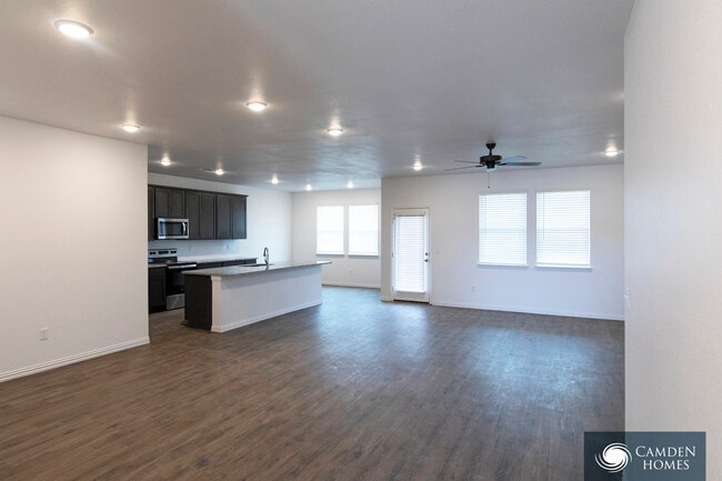 Building Photo - 2545 Jax St