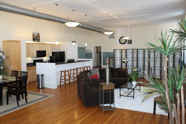 Building Photo - Odd Fellows Building