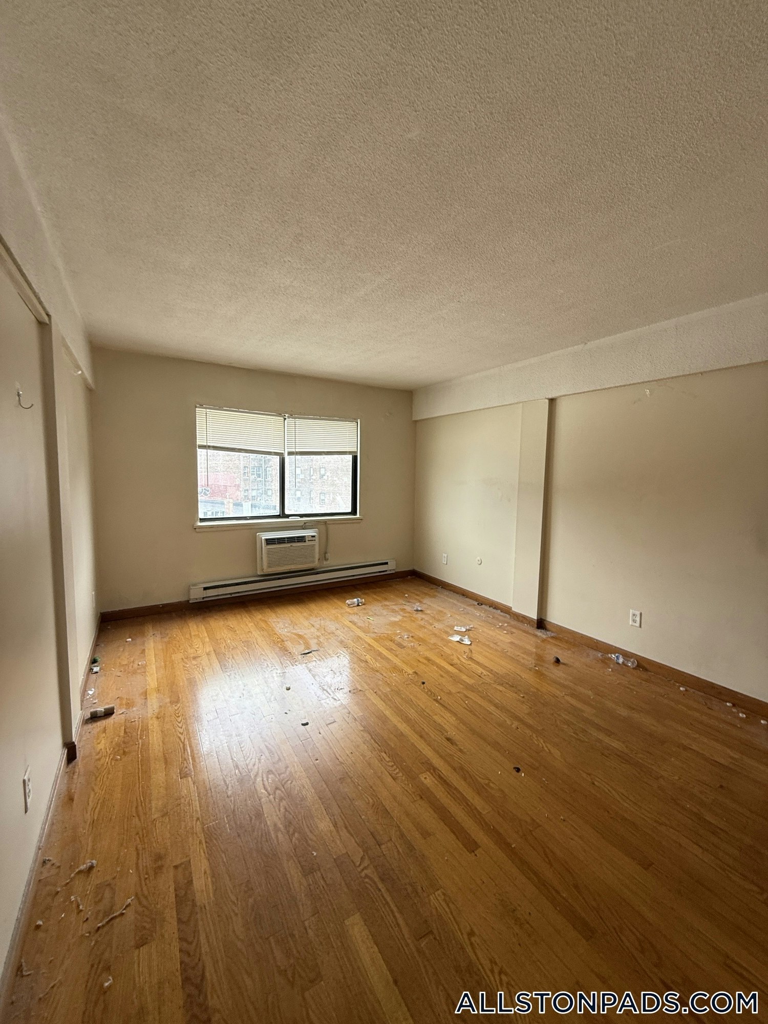 Building Photo - 1110 Commonwealth Ave