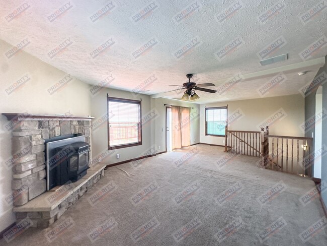 Building Photo - Rural Single Family Home
