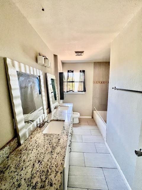 Building Photo - 800 Monterrey Pl