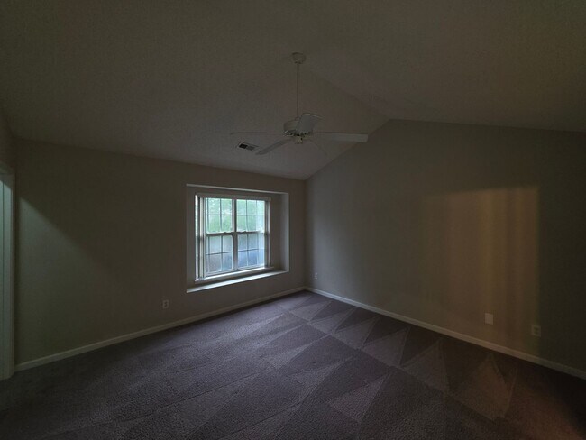 Building Photo - 9933 Birch Knoll Ct