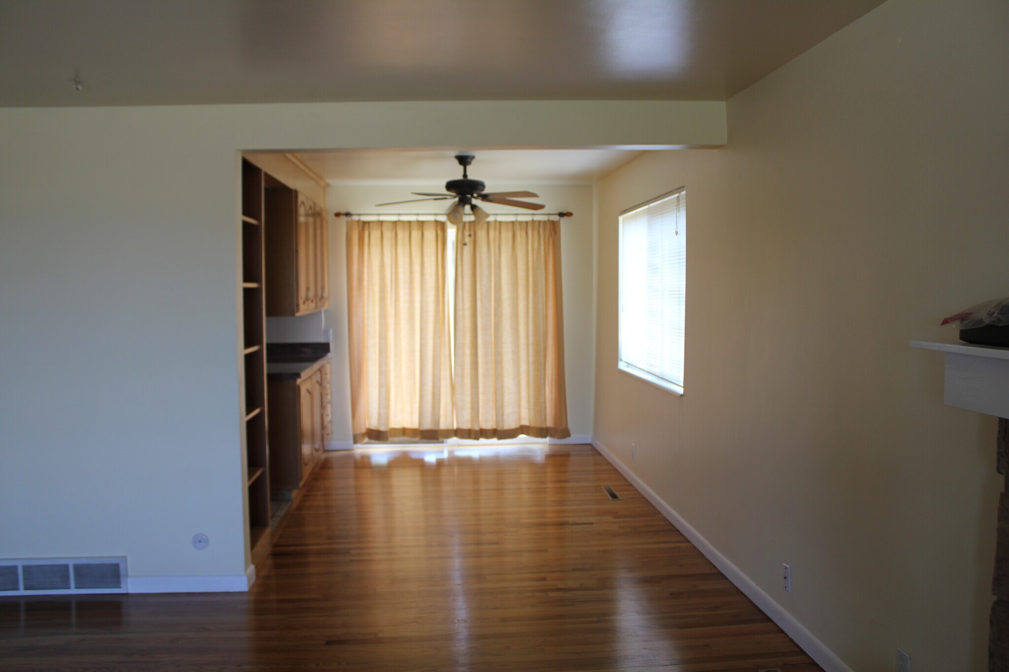 Building Photo - 1943 S Davis Blvd