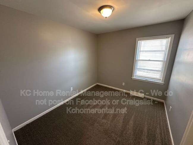 Building Photo - 7318 James A Reed Rd