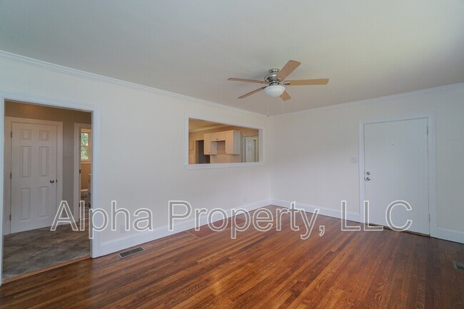 Building Photo - 107 Briarwood Rd