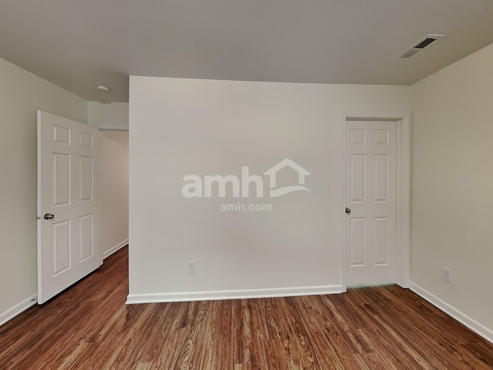 Building Photo - 14404 Waterlyn Dr