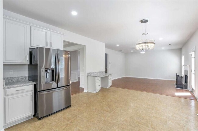 Building Photo - 1040 Rockbass Rd