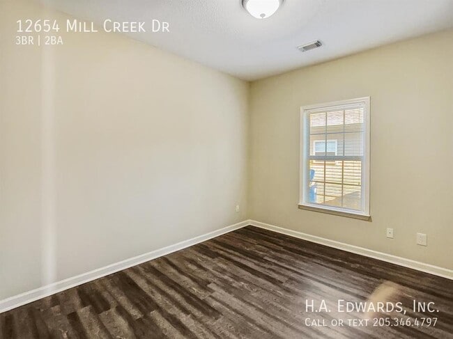 Building Photo - 12654 Mill Creek Dr