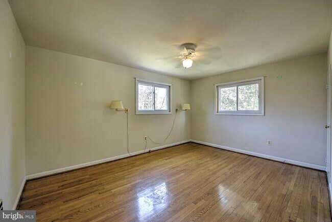 Building Photo - 4503 Gretna St