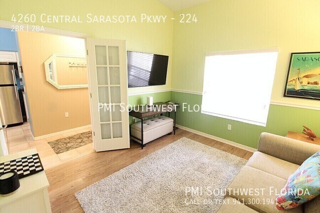 Building Photo - 4260 Central Sarasota Pkwy