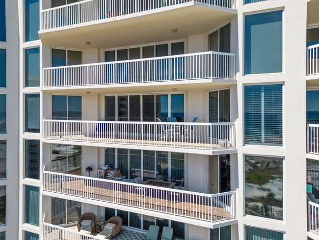 Building Photo - Gulf View Destin condo!!