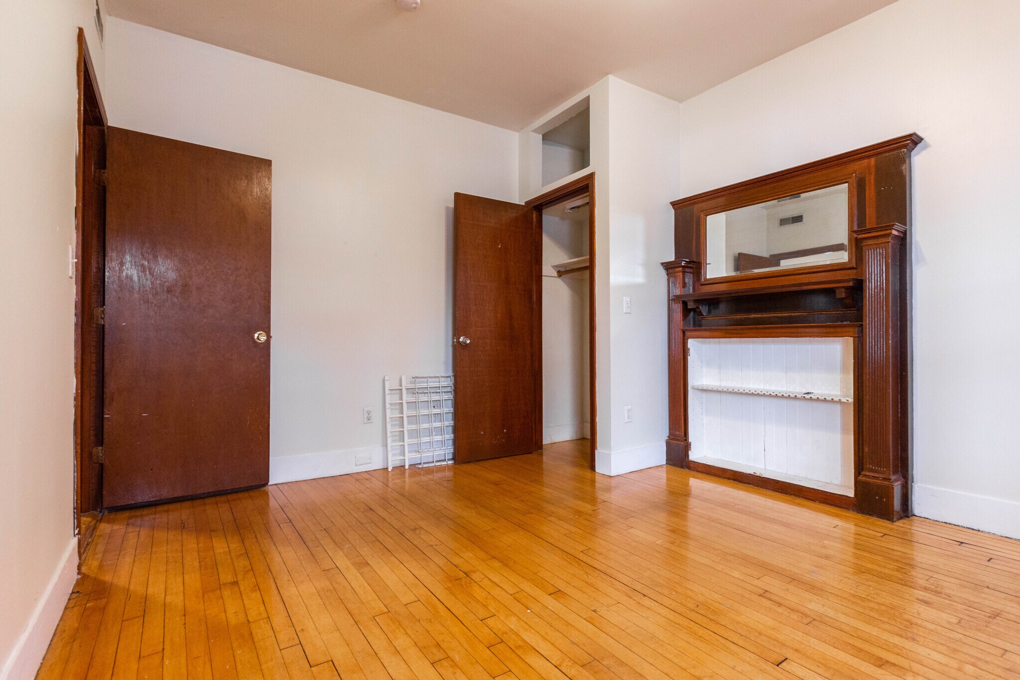 Building Photo - 59 Linden St