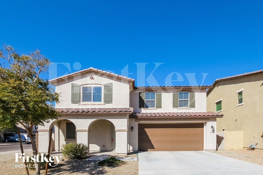 Building Photo - 10242 W Levi Dr