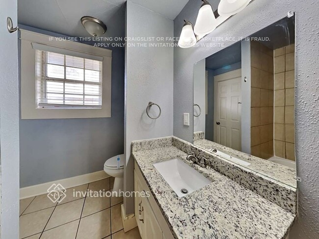 Building Photo - 500 Hill