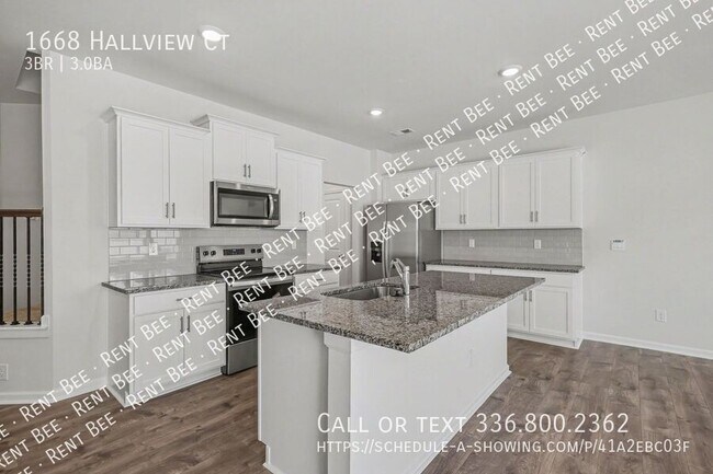 Building Photo - 1668 Hallview Ct