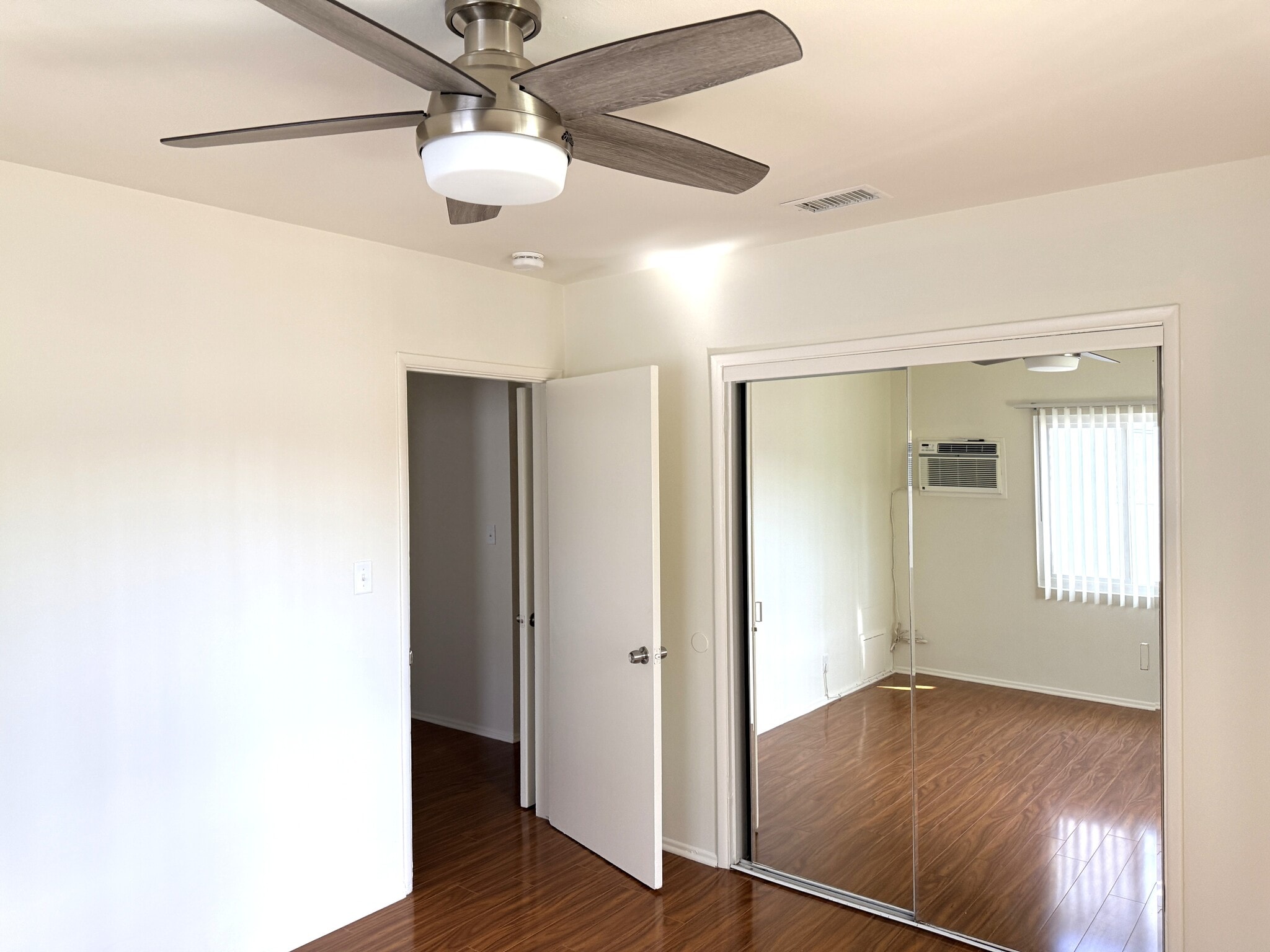 New ceiling fans throughout - 4445 Murietta Ave