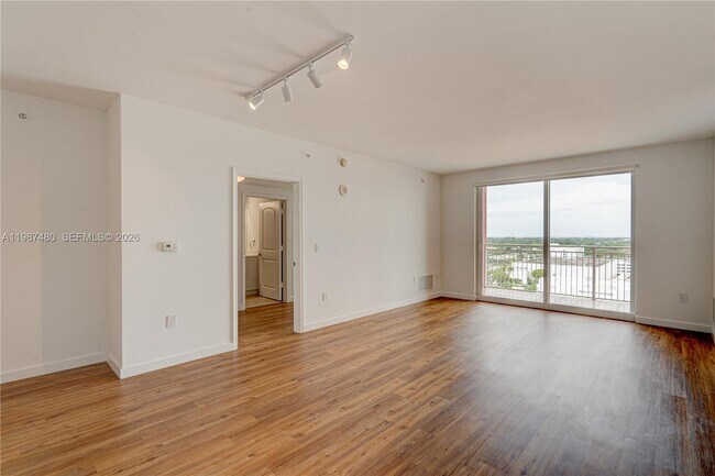 Building Photo - 7350 SW 89th St