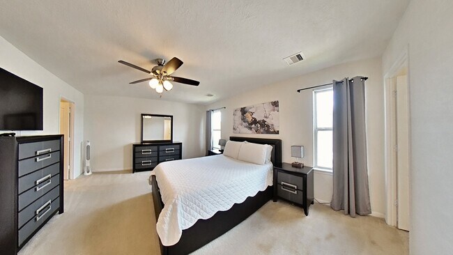 Building Photo - 14311 Hickory Stream Ct