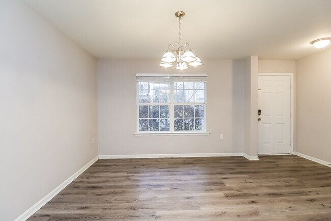 Building Photo - 4933 Broad Leaf Ct