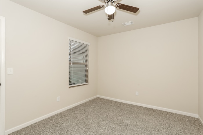 Building Photo - 428 Concord Terrace