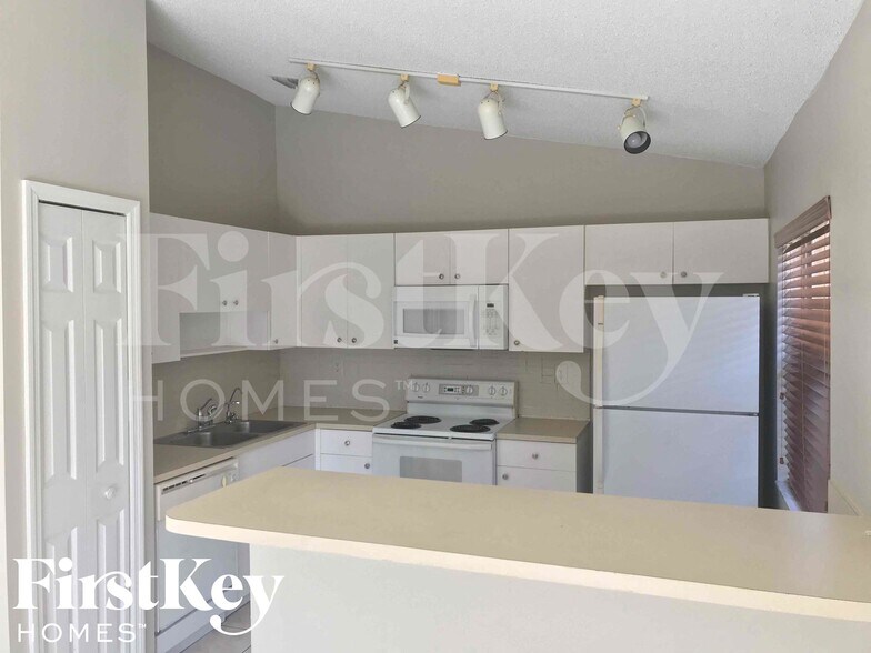Building Photo - 15856 SW 85th St