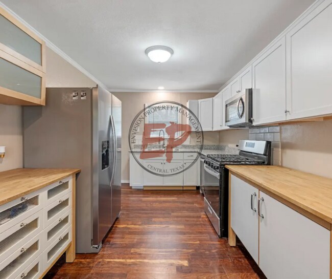 Building Photo - 3804 Parkwood St