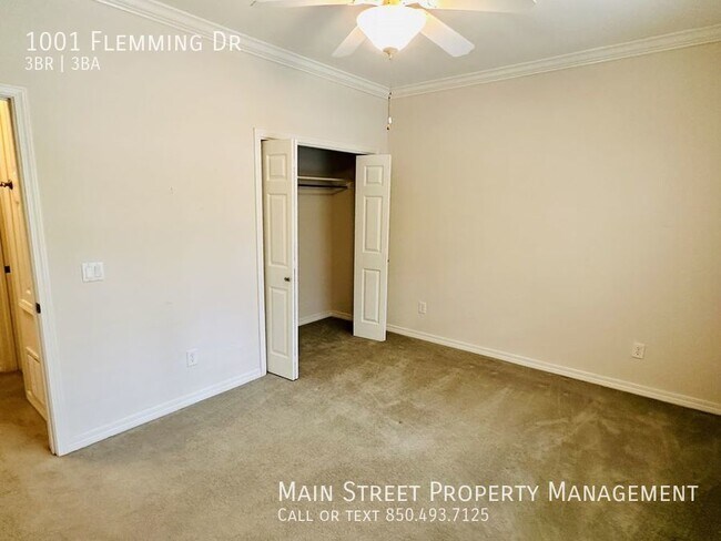 Building Photo - 1001 Fleming Dr
