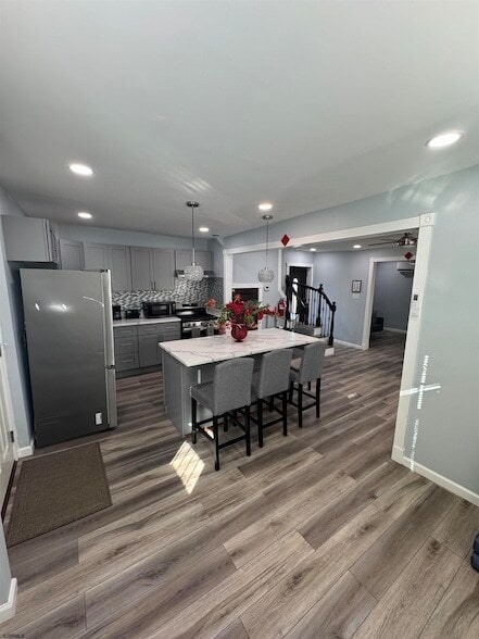 Building Photo - 400 N Massachusetts Ave