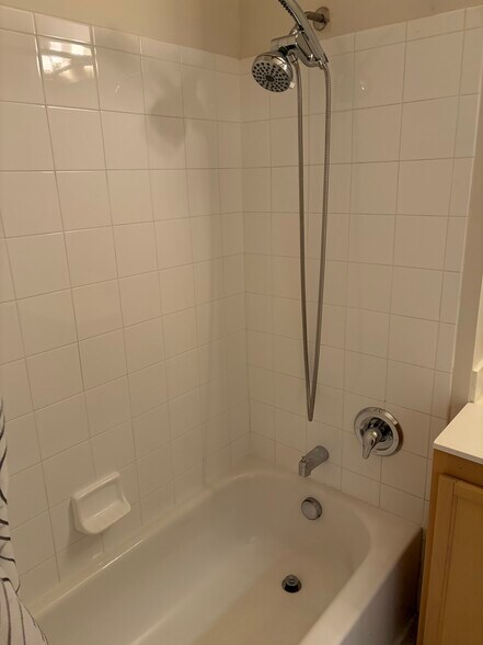 Building Photo - 2665 Prosperity Ave