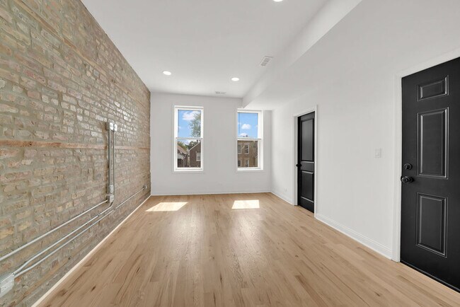 Building Photo - 3816 S HONORE St