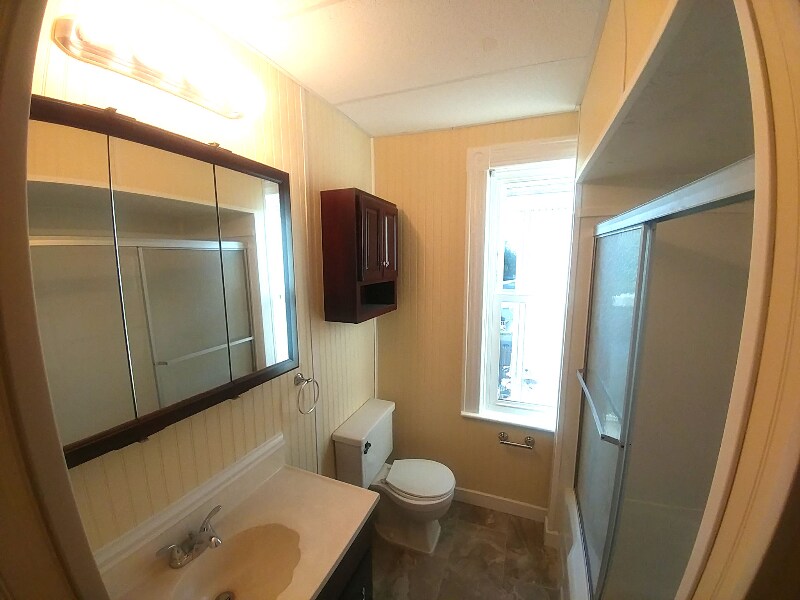 Building Photo - 97 Barrows St