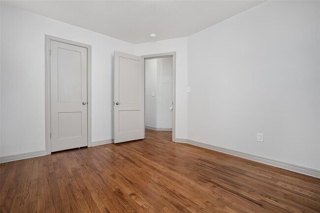 Building Photo - 7014 NW 45th St