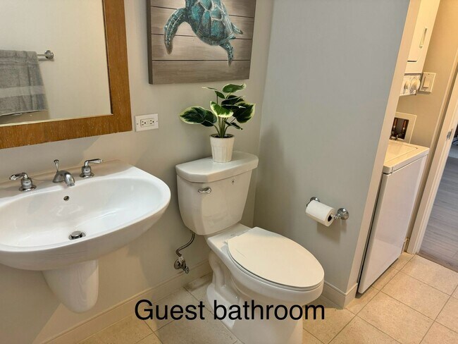 Building Photo - Pacifica Honolulu, 2 bdrm, 2 bath, 2 cover...