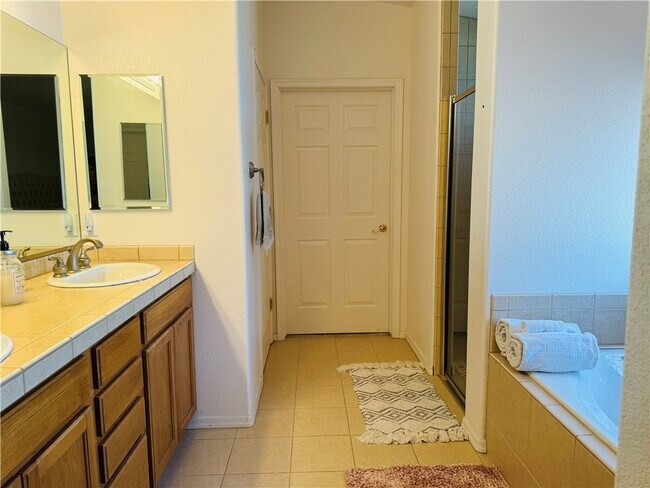 Building Photo - 5264 Antelope Dr