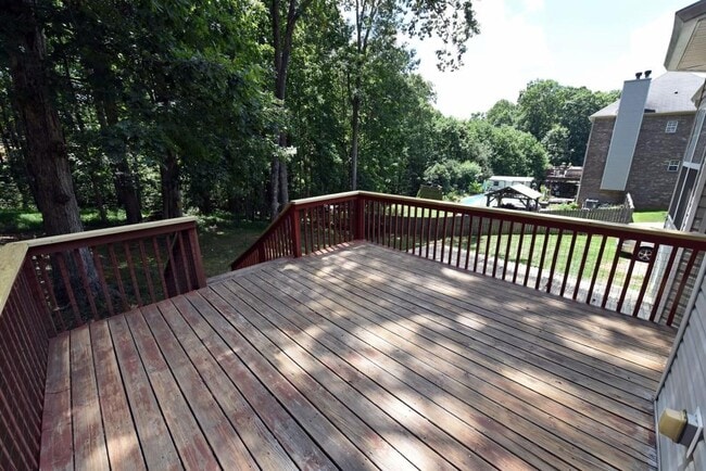 Building Photo - 4607 Enfield Dr
