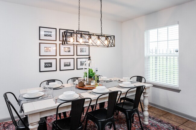 Building Photo - 1975 W Deane St