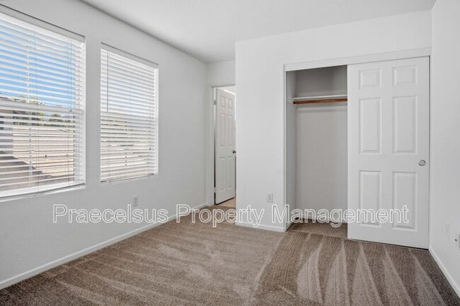 Building Photo - 1608 White Hickory Pl