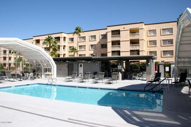 Building Photo - 7950 E Camelback Rd